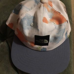 Northface Flat Bill Cap Womens Snap Closure